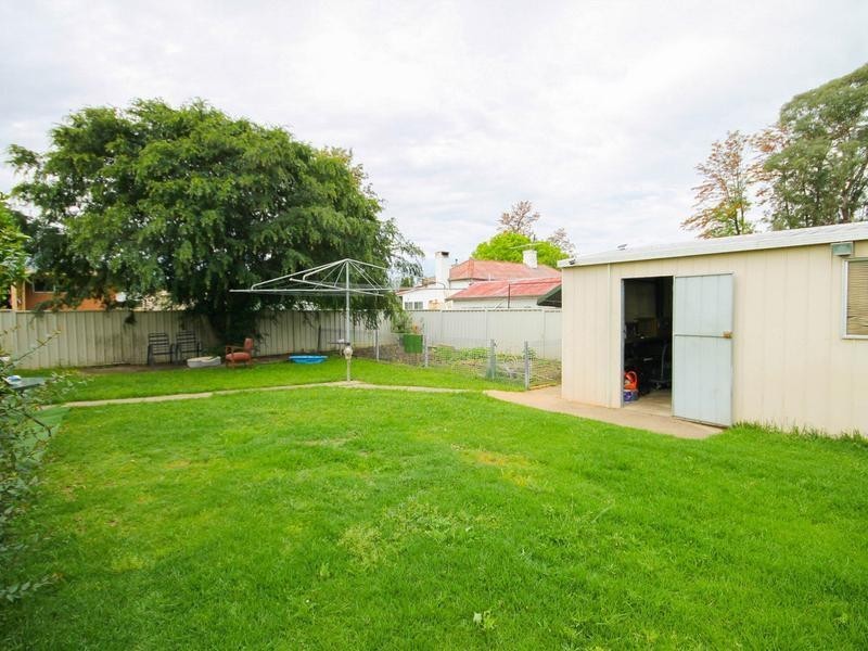 15 Brown Street, Inverell NSW 2360