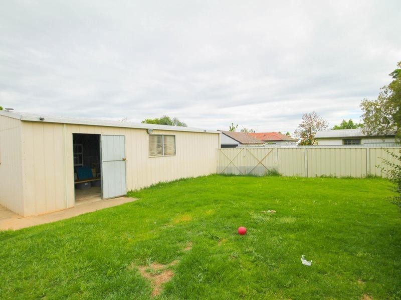 15 Brown Street, Inverell NSW 2360