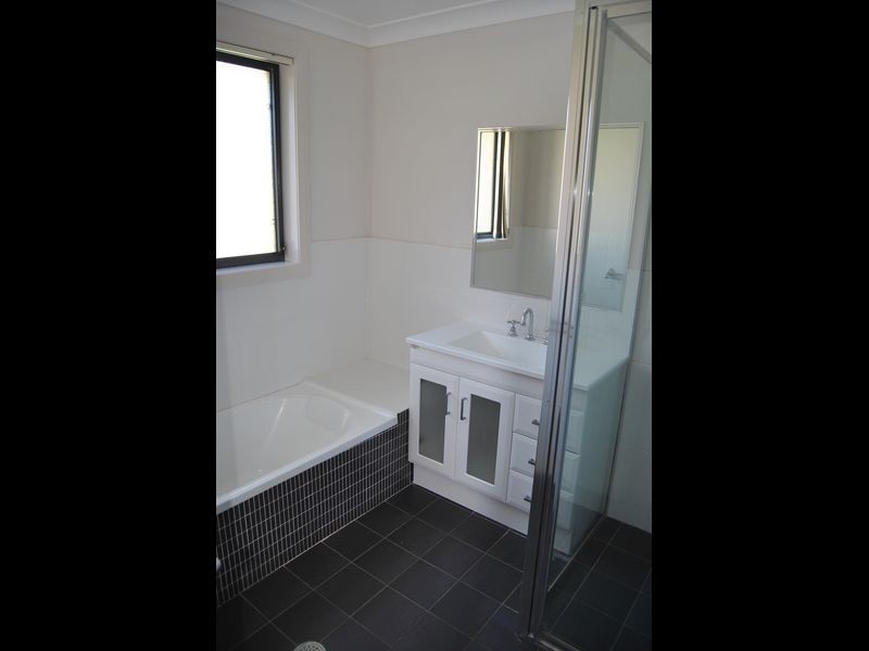 13 Kingfisher Drive, Inverell NSW 2360