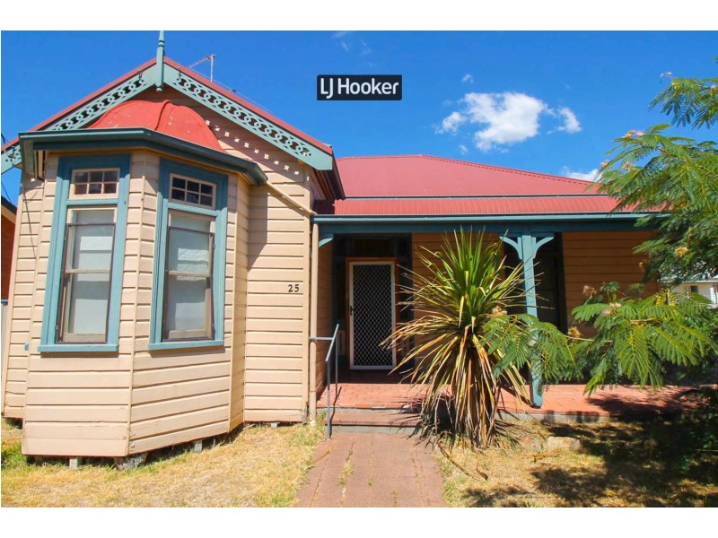 25 Rivers Street, Inverell NSW 2360