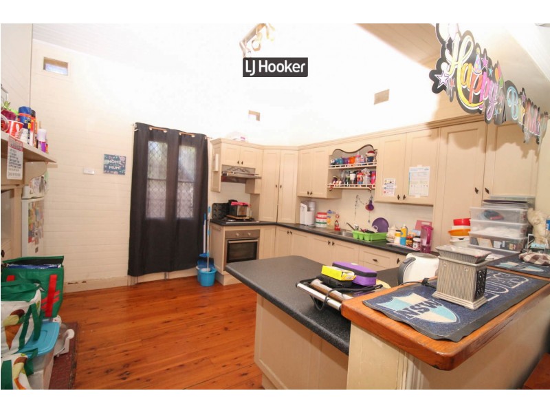 25 Rivers Street, Inverell NSW 2360