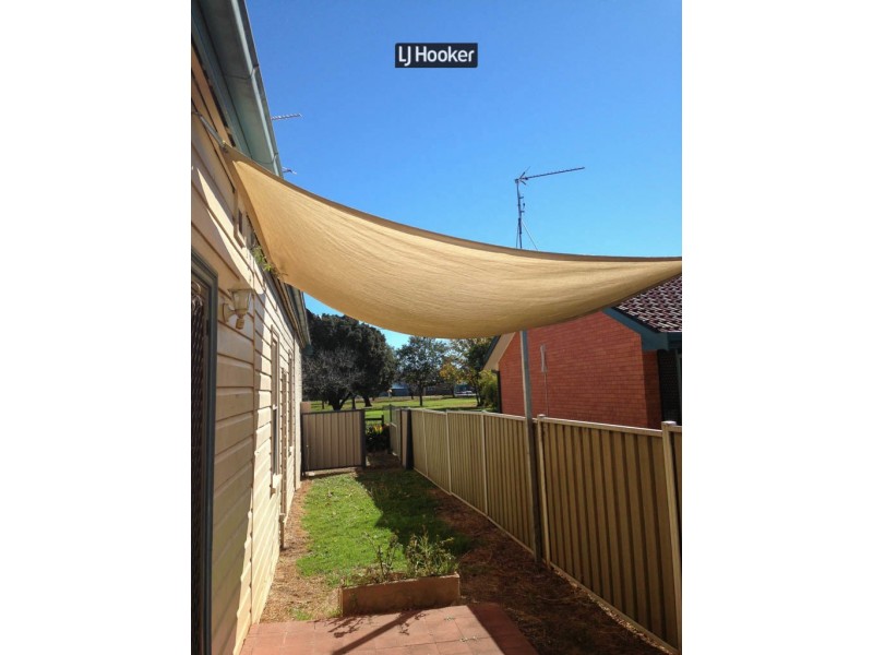 25 Rivers Street, Inverell NSW 2360
