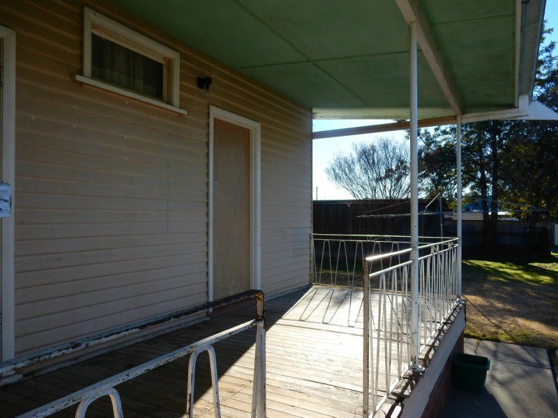 40 Granville Street, Inverell NSW 2360