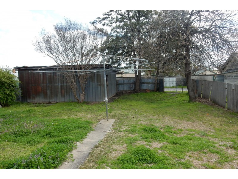 40 Granville Street, Inverell NSW 2360