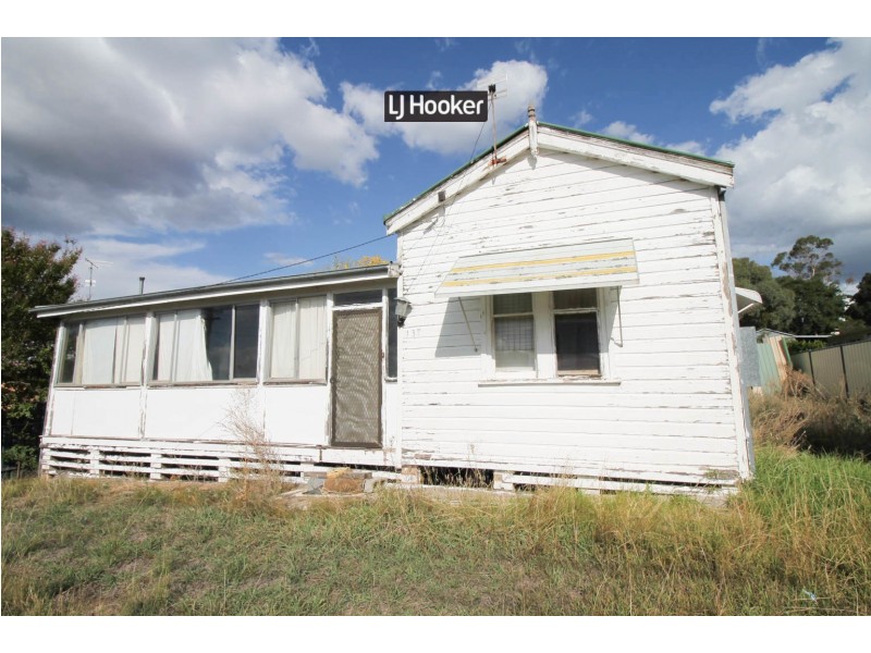 137 Brae Street, Inverell NSW 2360