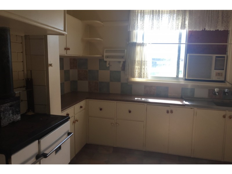 95 Warialda Road, Inverell NSW 2360