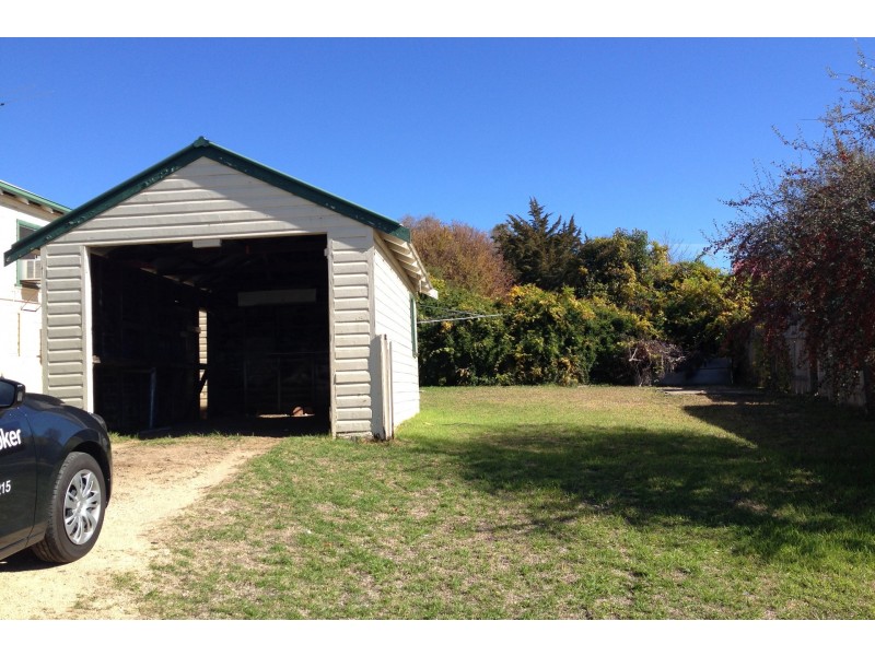 95 Warialda Road, Inverell NSW 2360
