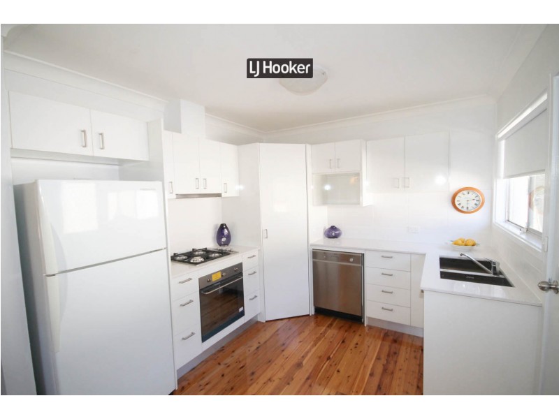 108 Lawrence Street, Inverell NSW 2360