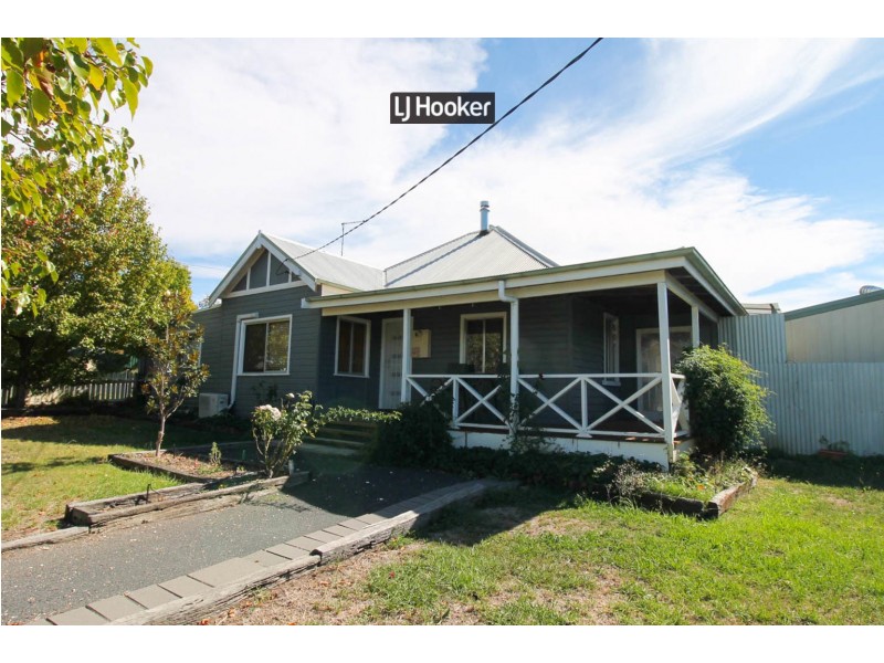 15 Urabatta Street, Inverell NSW 2360