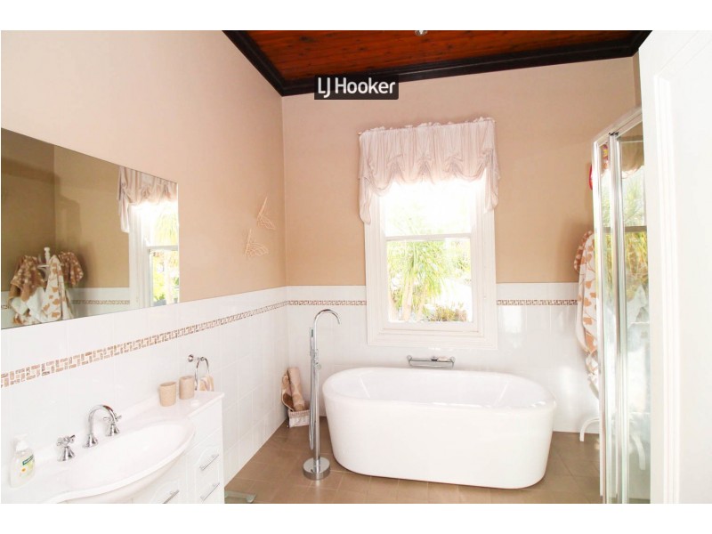 52-54 Auburn Vale Road, Inverell NSW 2360