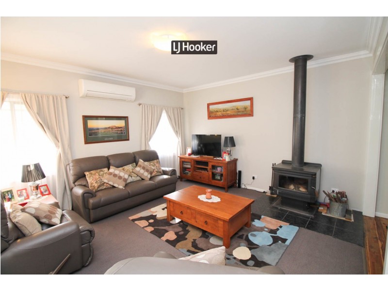 19 Butler Street, Inverell NSW 2360