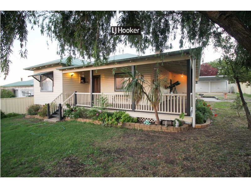 12 Bannockburn Road, Inverell NSW 2360
