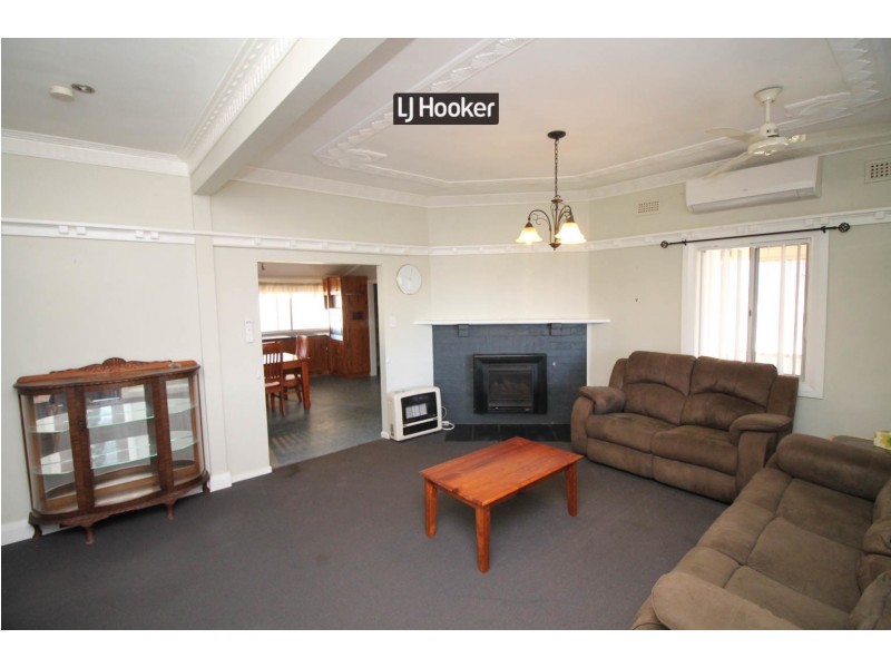 12 Bannockburn Road, Inverell NSW 2360