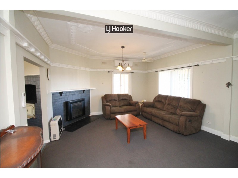 12 Bannockburn Road, Inverell NSW 2360