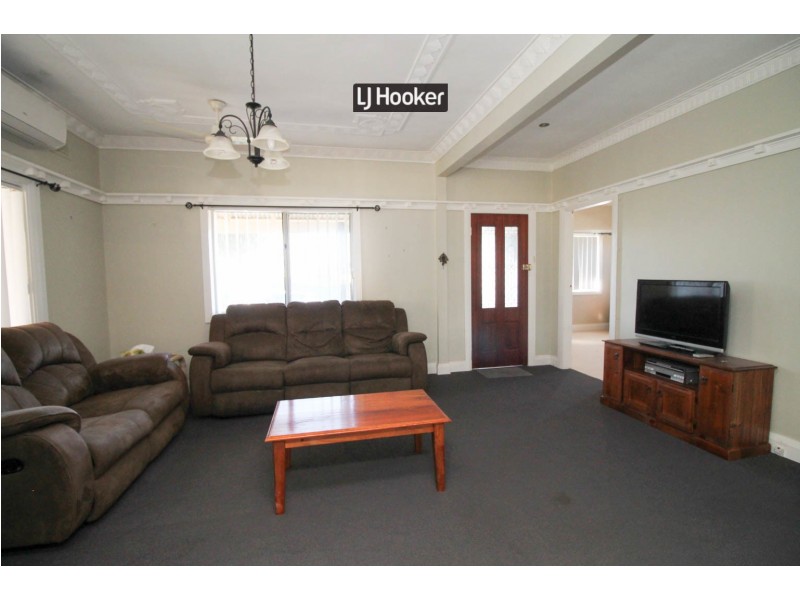 12 Bannockburn Road, Inverell NSW 2360