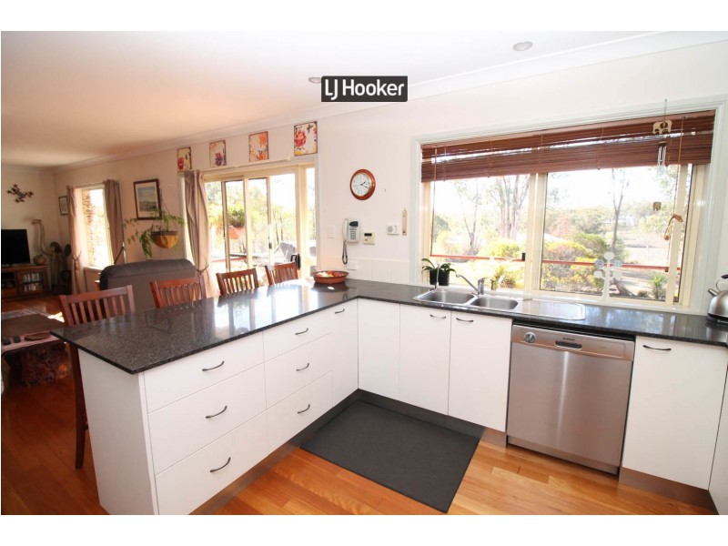 58 Warana Drive, Inverell NSW 2360