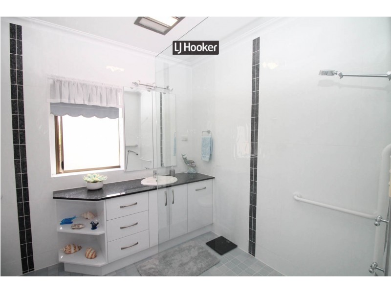 3 Herbert Street, Inverell NSW 2360