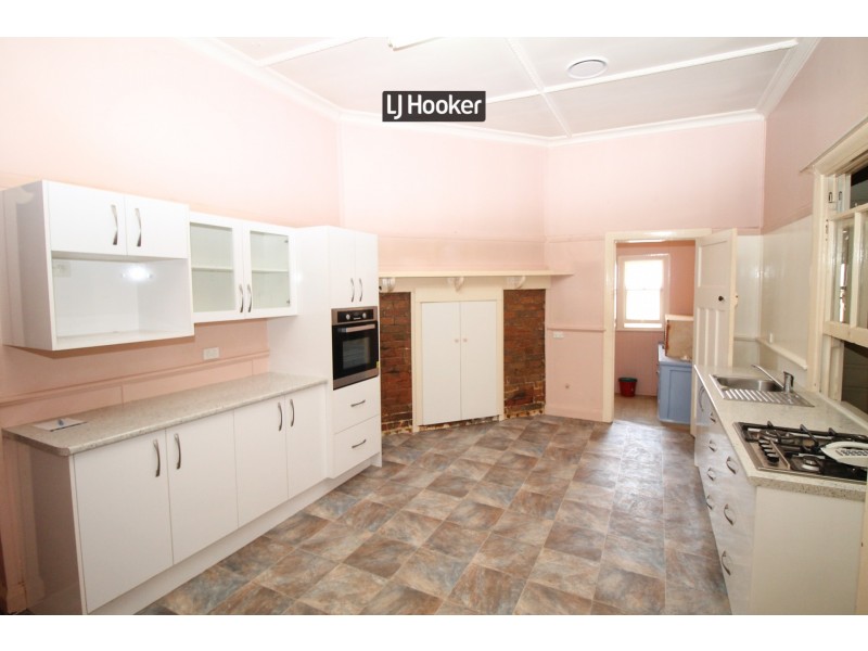 40 Bannockburn Road, Inverell NSW 2360