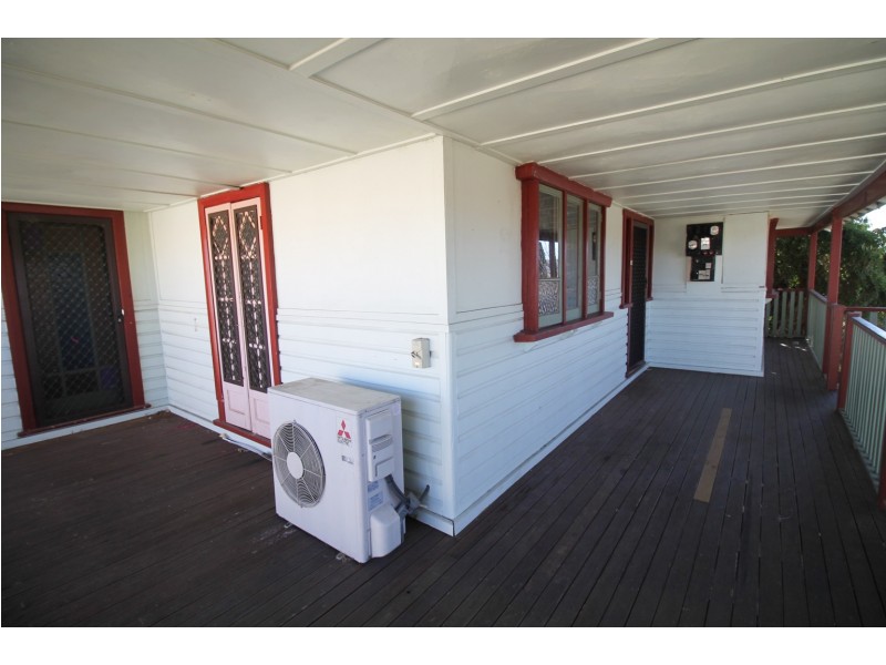 14 Henderson Street, Inverell NSW 2360