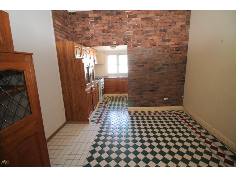 14 Henderson Street, Inverell NSW 2360