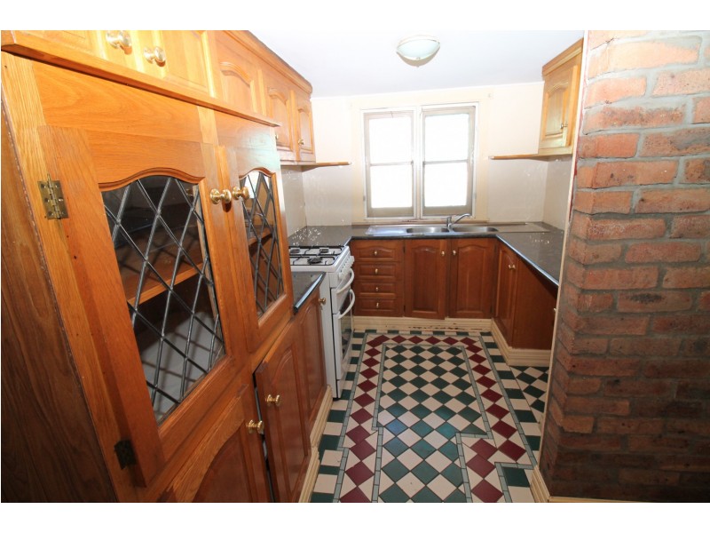 14 Henderson Street, Inverell NSW 2360