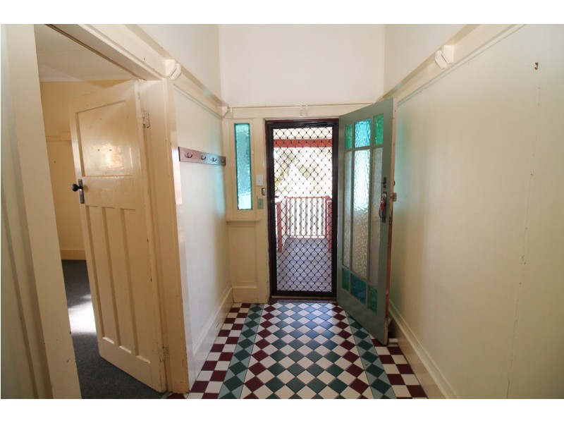 14 Henderson Street, Inverell NSW 2360