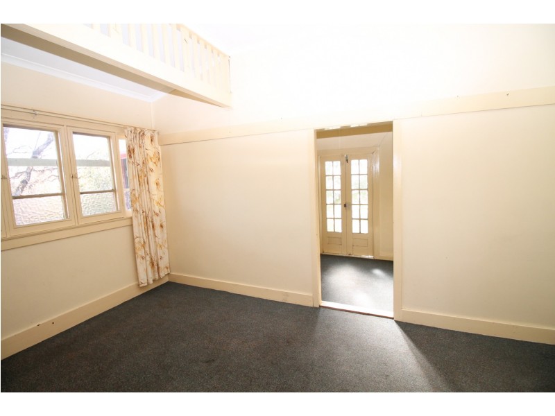 14 Henderson Street, Inverell NSW 2360