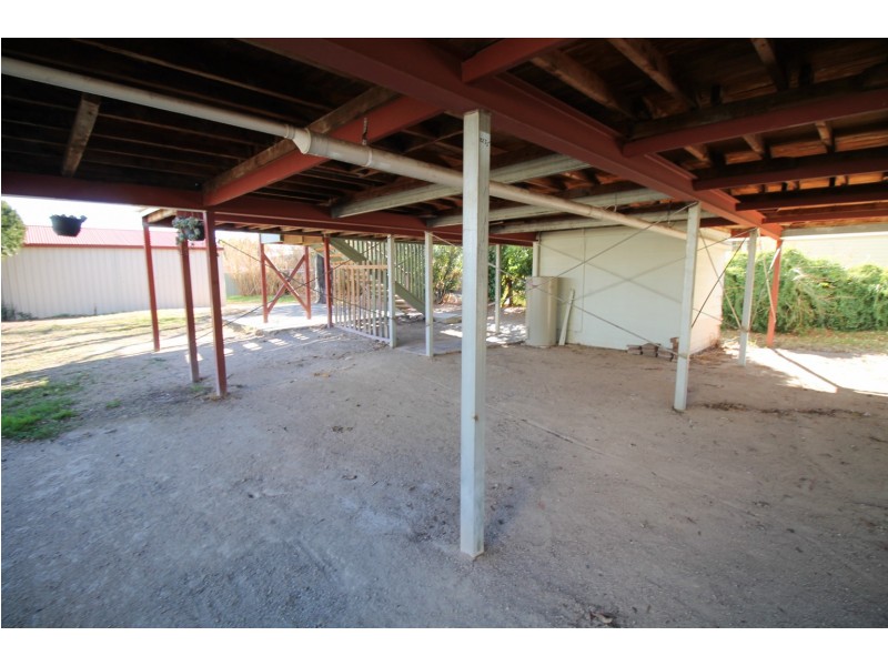 14 Henderson Street, Inverell NSW 2360