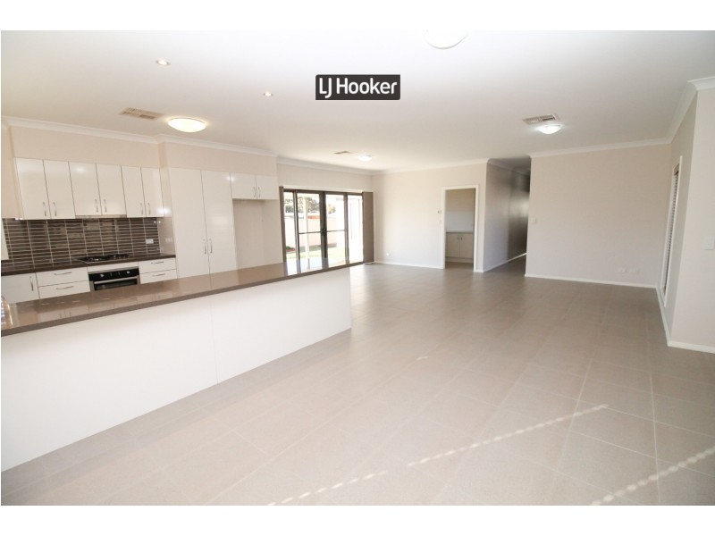 13 Rose Street, Inverell NSW 2360