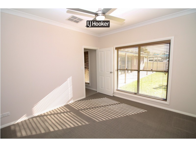 13 Rose Street, Inverell NSW 2360