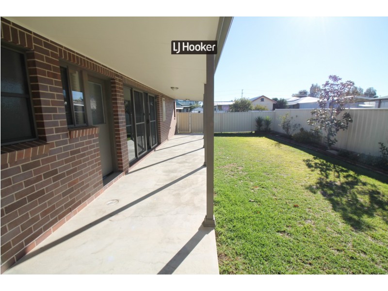 13 Rose Street, Inverell NSW 2360