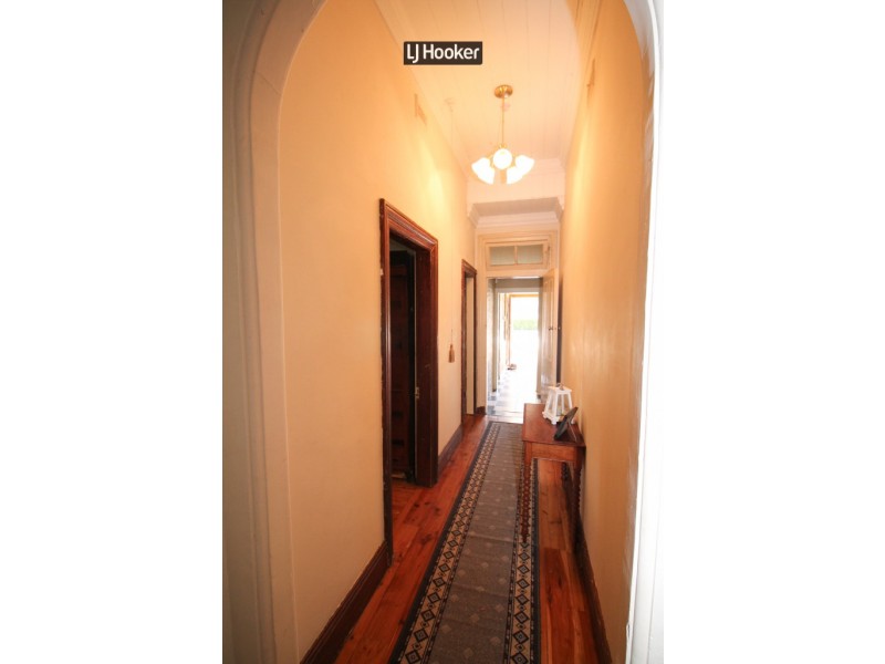 17 Mitchell Crescent, Inverell NSW 2360