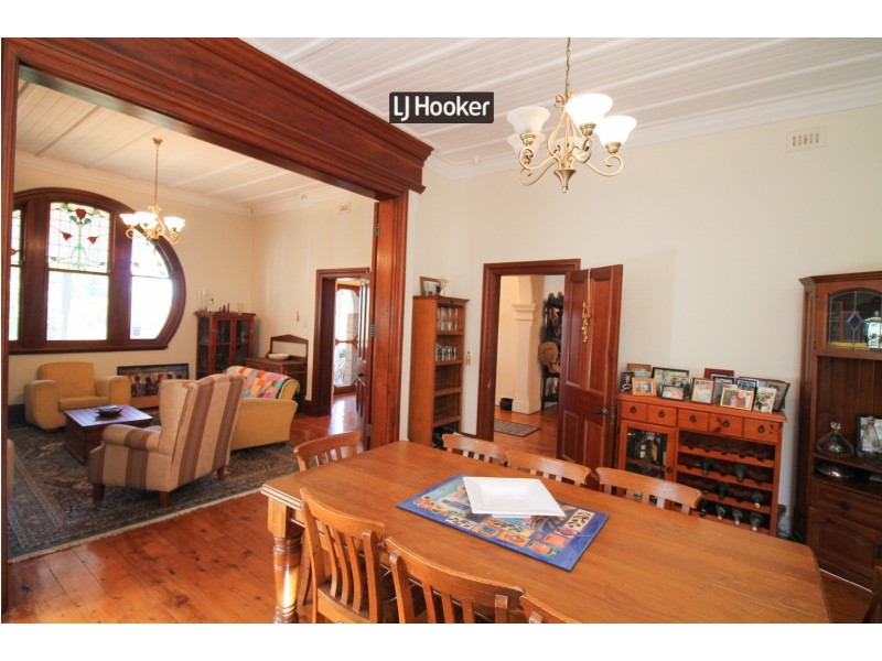 17 Mitchell Crescent, Inverell NSW 2360