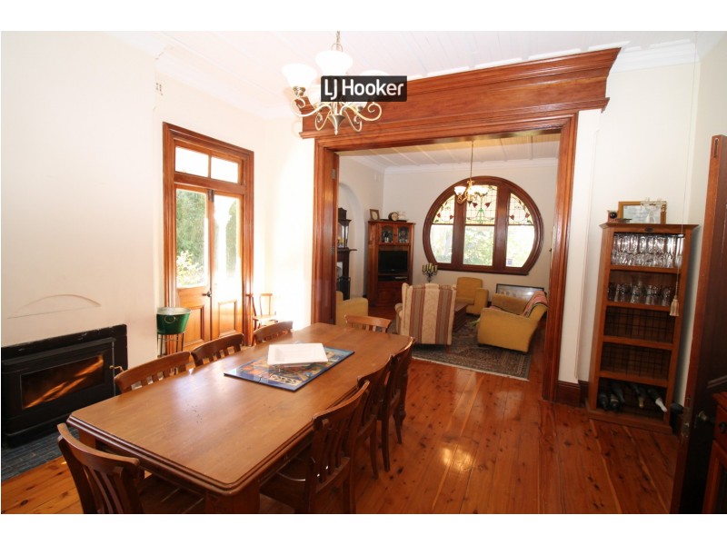 17 Mitchell Crescent, Inverell NSW 2360