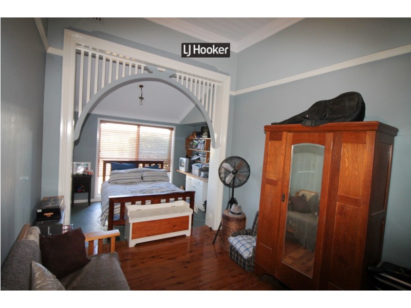 17 Mitchell Crescent, Inverell NSW 2360