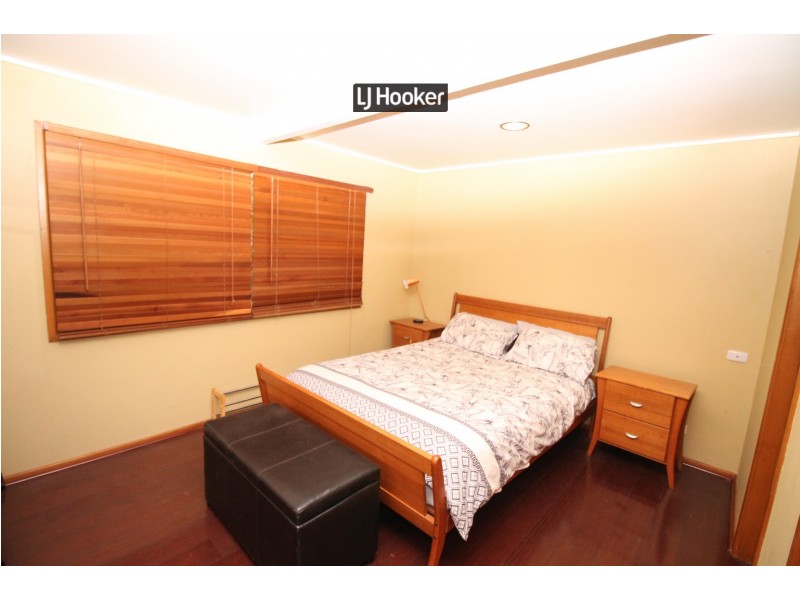 17 Mitchell Crescent, Inverell NSW 2360