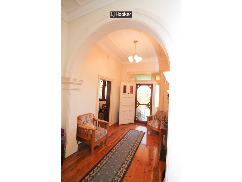 17 Mitchell Crescent, Inverell NSW 2360