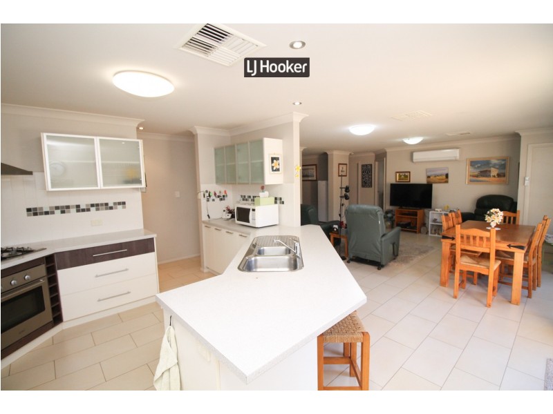 12 Coolibah Drive, Inverell NSW 2360