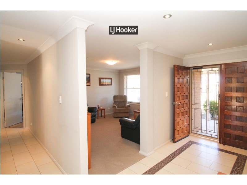 12 Coolibah Drive, Inverell NSW 2360