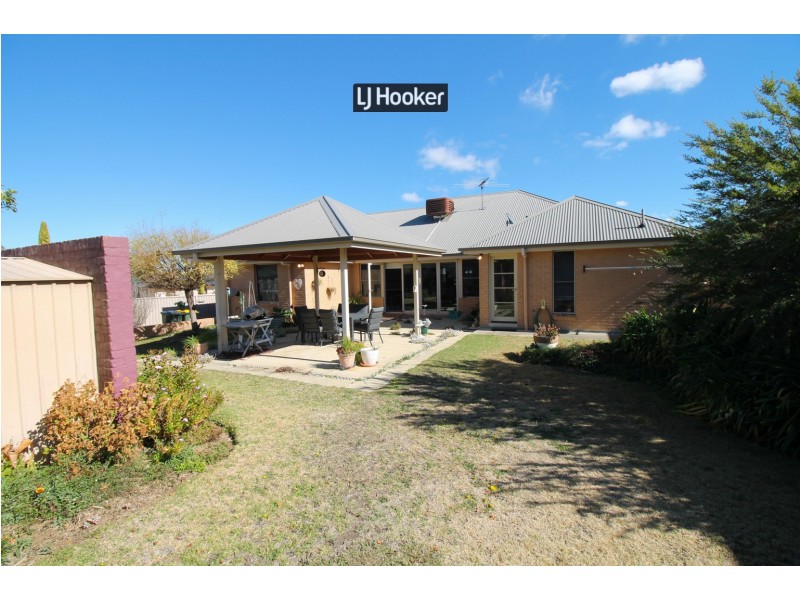12 Coolibah Drive, Inverell NSW 2360