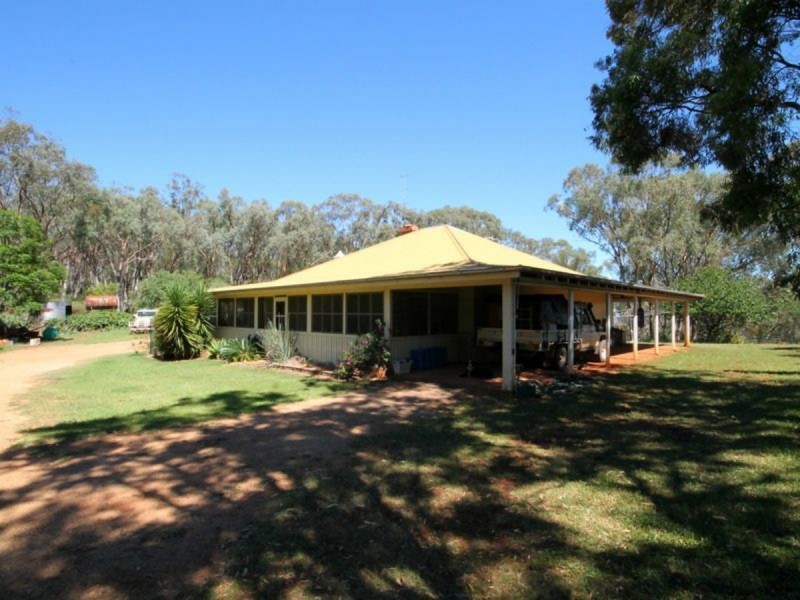 962 Oakwood Road, Inverell NSW 2360