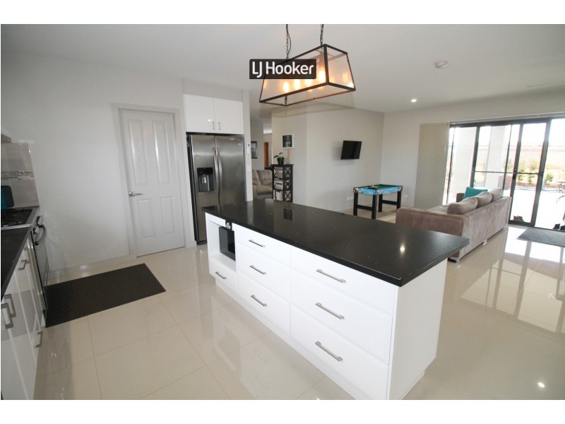 285 Fernhill Road, Inverell NSW 2360