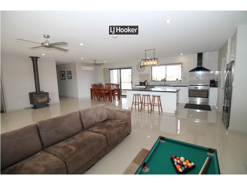 285 Fernhill Road, Inverell NSW 2360