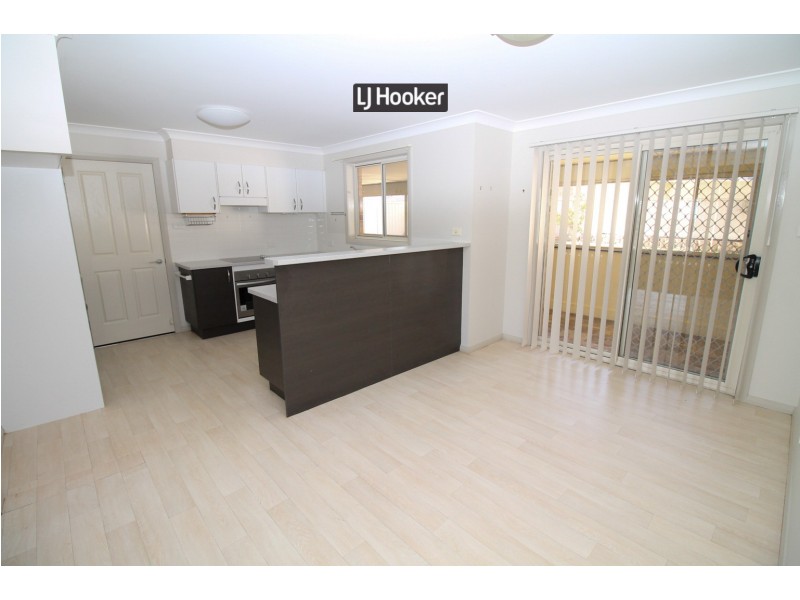 11 Kingfisher Drive, Inverell NSW 2360