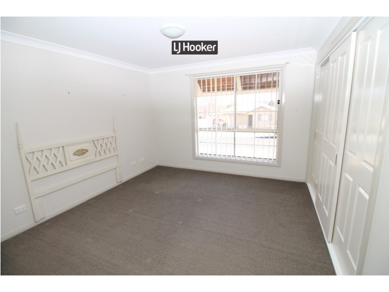 11 Kingfisher Drive, Inverell NSW 2360