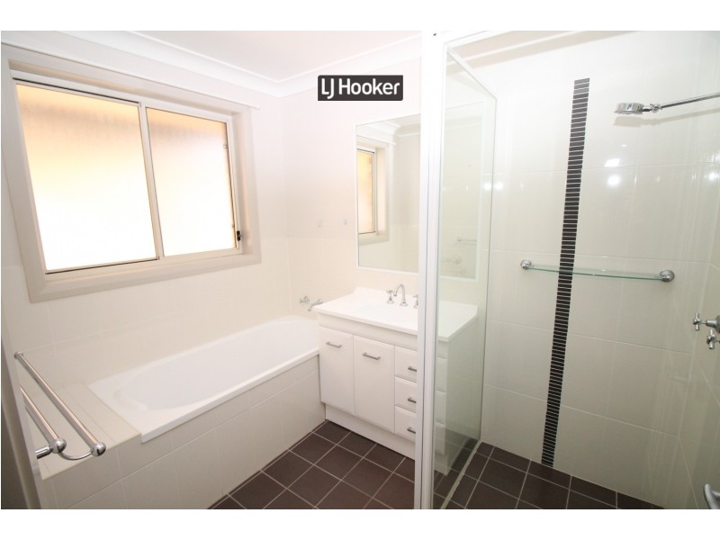 11 Kingfisher Drive, Inverell NSW 2360
