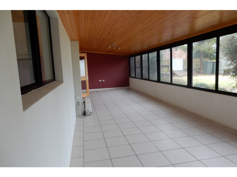 20 Howard Street, Inverell NSW 2360