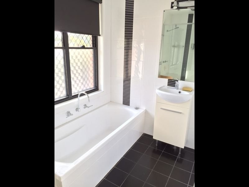 20 Howard Street, Inverell NSW 2360