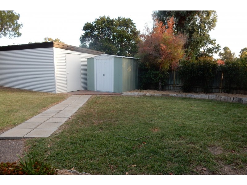 20 Howard Street, Inverell NSW 2360