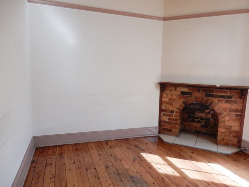 1 Rosslyn Street, Inverell NSW 2360